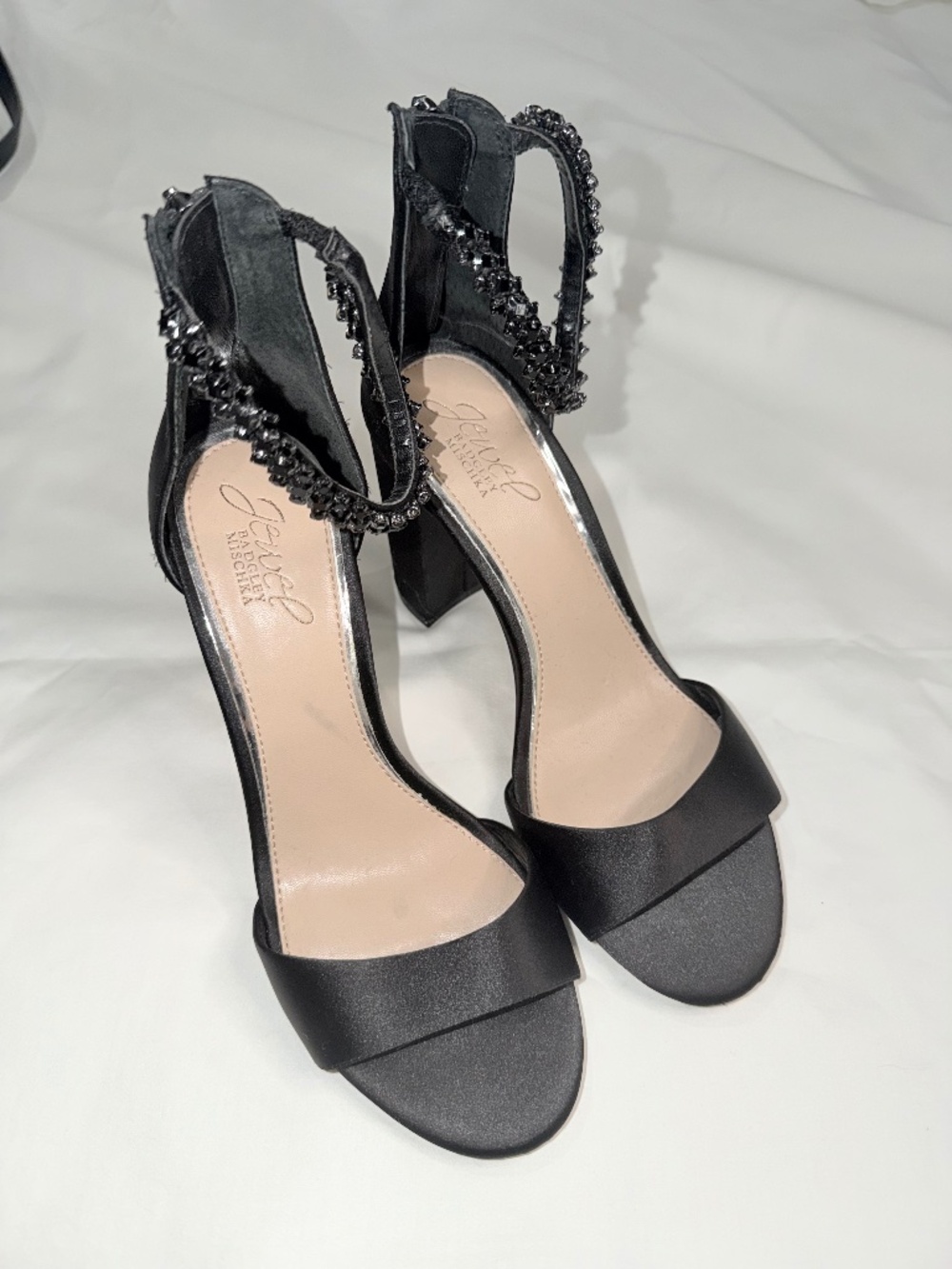 Women's Size 7 Badgley Mischka Jeweled Heels EUC